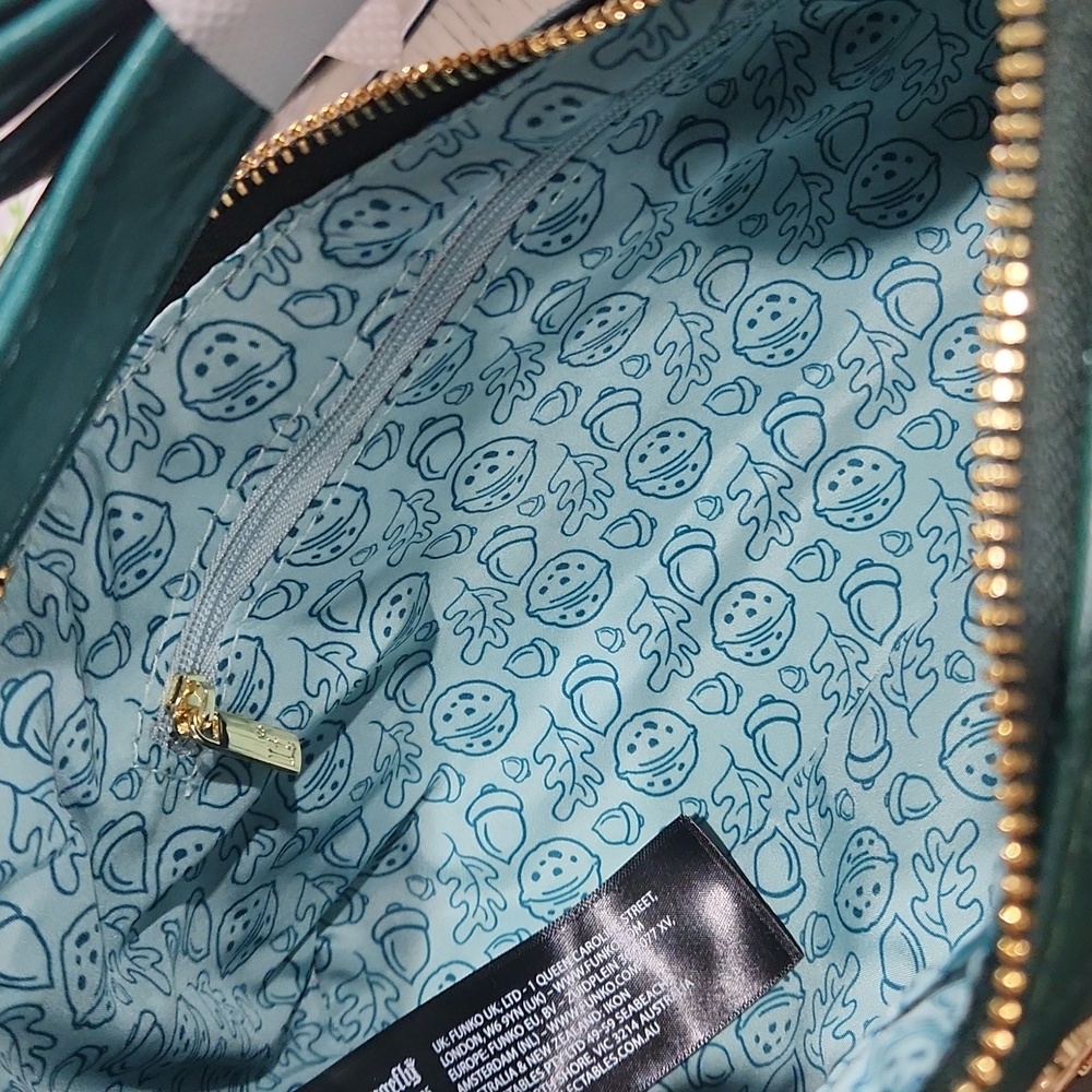 Disney Loungefly Chip & Dale Crossbody Purse - Picture 6 of 7
